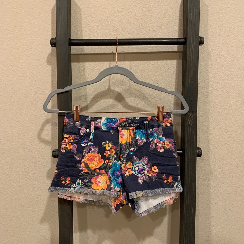 Roxy floral denim cut off shorts